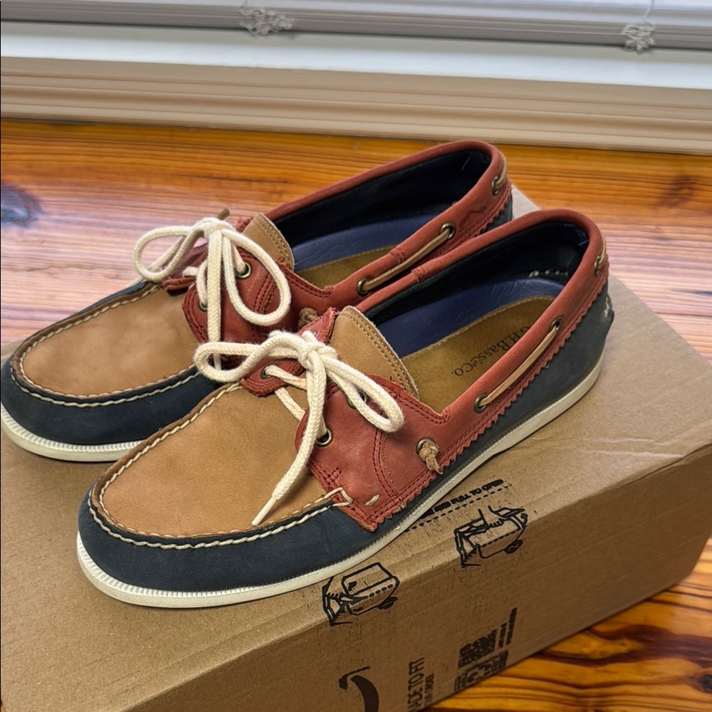 G.H. Bass & Co. Men's Brown and Navy Loafers